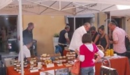 Degustazione di mele e miele al Mercato della Terra