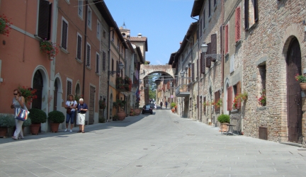 Citerna: inaugurata la conclusione dei lavori di restauro del Torrione Circolare, simbolo del borgo